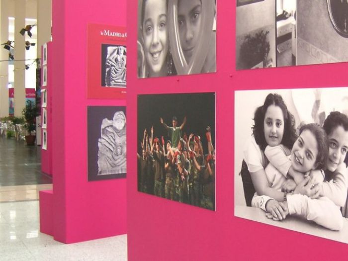 Archisio - X Studio - Progetto Civilta delle donne - napoli 2007