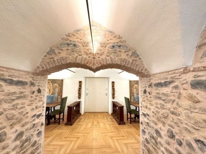 Archisio - Nadine Schmitz - Progetto Tutte le case antiche hanno unanima