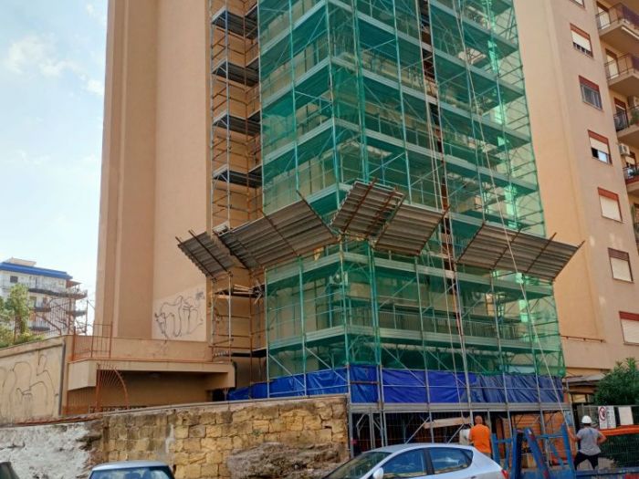 Archisio - Fontana Giovanni Ponteggi - Progetto Montaggio ponteggio telai e tubi e giunti