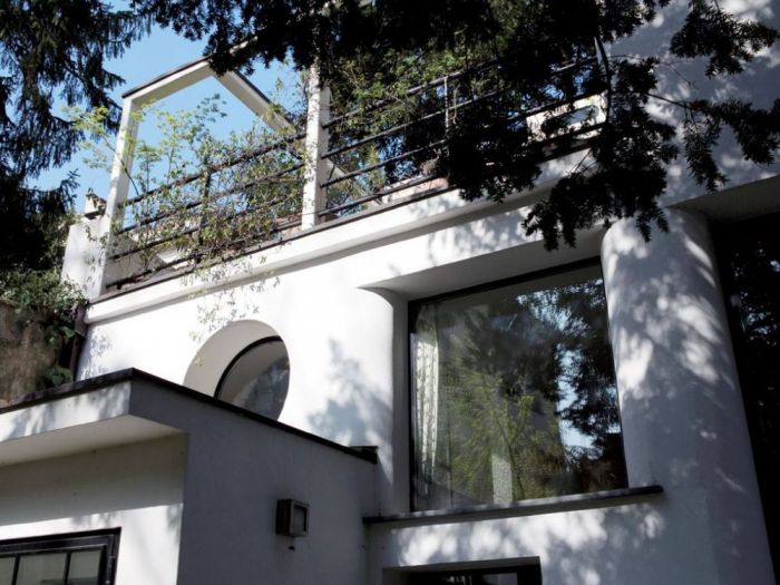 Archisio - Cristina Rampazzo - Progetto Restauro di un edificio razionalista - anno 20012003