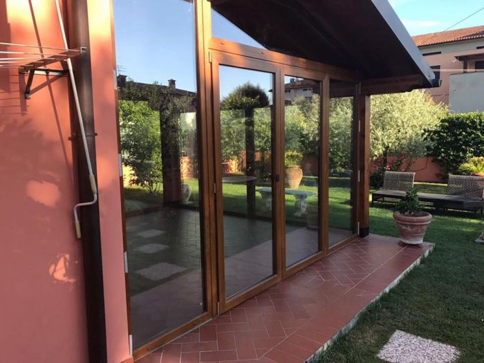 Archisio - Falegnameria Gabrielli - Progetto Veranda esterna con serramento in pvc