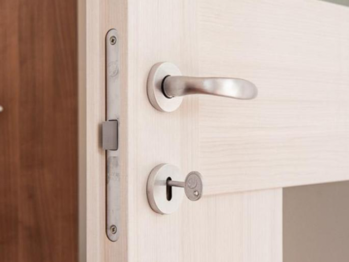 Archisio - Serramenti Brescia Net - Progetto Porte interne