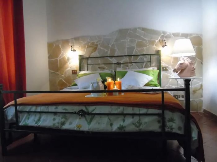 Archisio - Angela Paniccia - Progetto Villa francesca - relooking dependance destinata agli affitti brevi