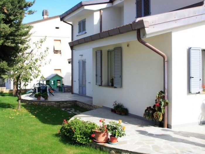 Archisio - Maurizio Moraldi - Progetto Progettazione e realizzazione di ville unifamiliari