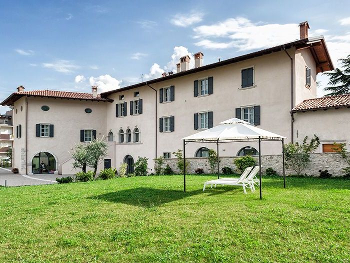 Archisio - Alessandro Mombelli Mizar Communication - Progetto Portfolio interni