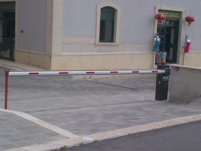 Archisio - Serramenti Puglisi srl - Progetto Automazioni e servoscala