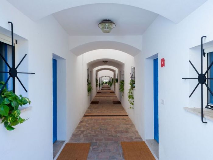 Archisio - Fabrizio Pezzoli - Progetto Casa miss trevelyan servizio fotografico per booking