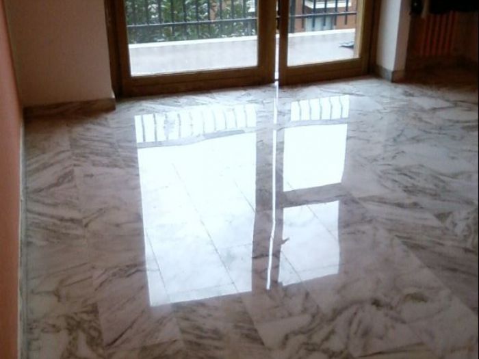 Archisio - Marco Pavimenti - Progetto Lucidatura marmo prima e dopo