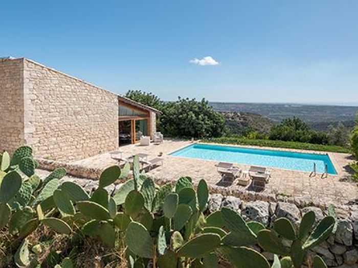 Archisio - Giancarlo Tin - Progetto Villa con piscina nella campagna ragusana