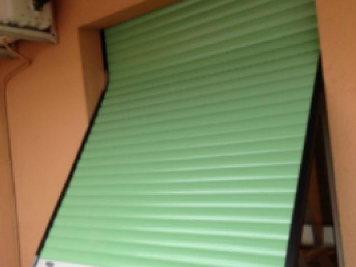 Archisio - De Siena Paolo Serramenti - Progetto Finestre persiane tapparelle e accessori zanzariere e vetrate