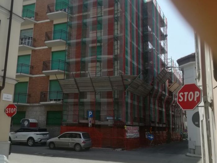 Archisio - Ima Ponteggi Sas Di Gatti Roberto C - Progetto Noleggio