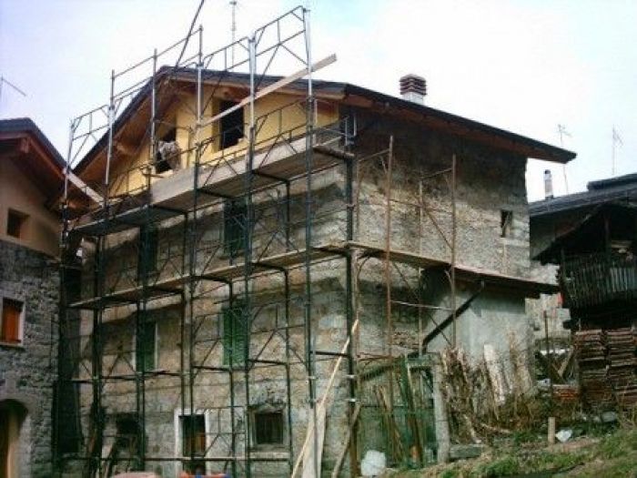 Archisio - Danilo Poltresi - Progetto Sistemazione facciata e finitura facciate