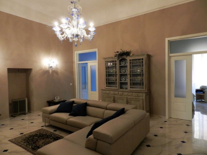 Archisio - Ristruttura Point - Progetto Alloggio con giardino oneglia