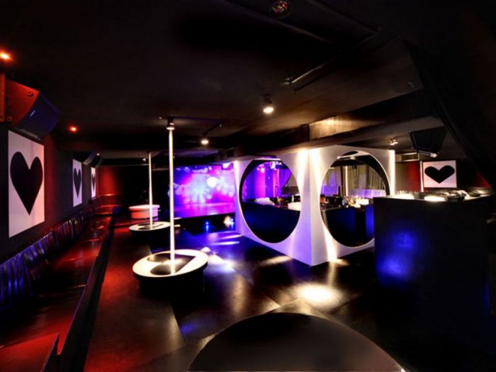 Archisio - Roberto Bardelli - Progetto Bar ristorante e discoteche