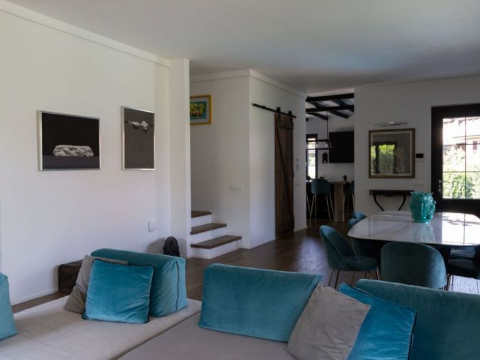 Archisio - Cinzia Campari - Progetto Villa indipendente con piscina