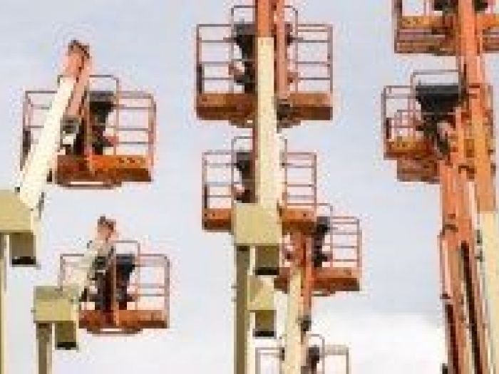 Archisio - Centro Infissi Torp - Progetto Noleggio piattaforme aeree