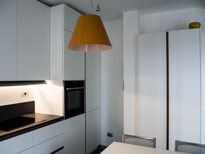 Archisio - Punto Arredo Magenta - Progetto Cucina binova bluna a magenta