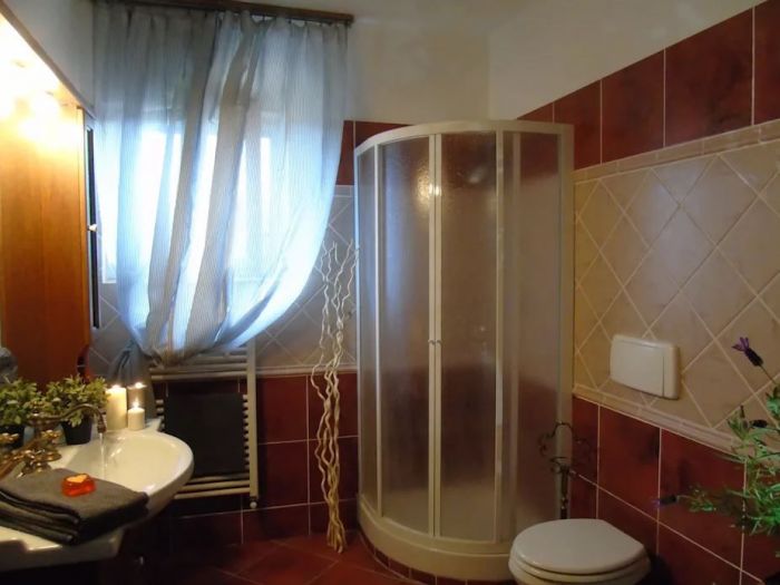 Archisio - Angela Paniccia - Progetto Villa francesca - relooking dependance destinata agli affitti brevi