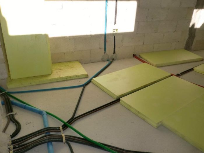 Archisio - Mp Impianti - Progetto Impianti elettrici per gli immobili e quadri per macchinari elettrici