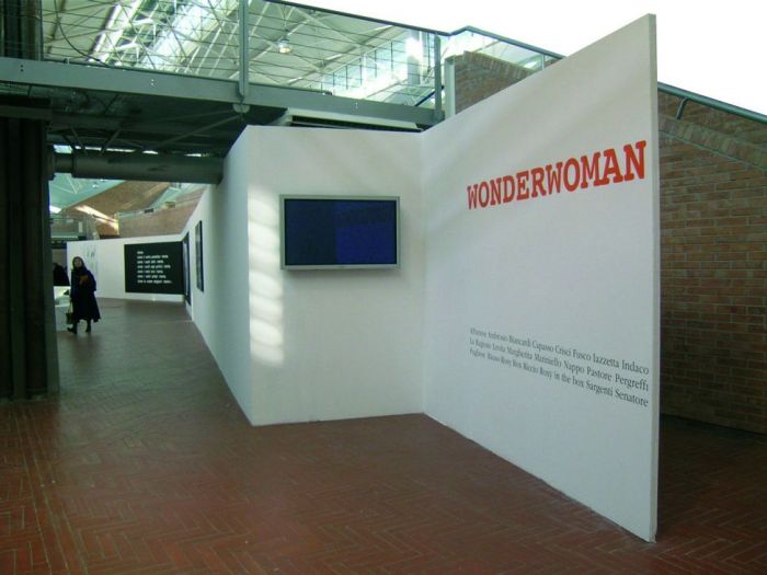 Archisio - X Studio - Progetto Wonderwoman - napoli 2006