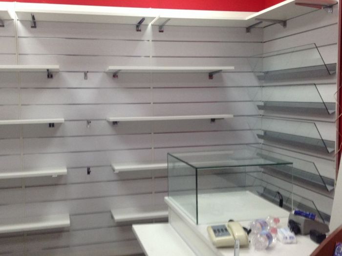 Archisio - Imetallici Di Taverna Andrea Taverna - Progetto Allestimento edicola