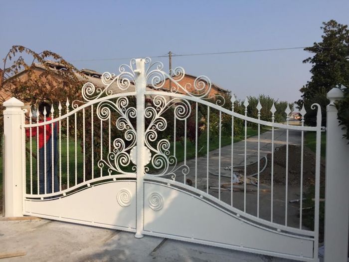 Archisio - Piccola Carpenteria Metallica - Progetto Inferiate in ferro