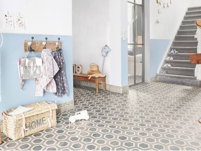 Archisio - Anna Claudia Bufo - Progetto Rinnovamento economico con pavimenti vinillici