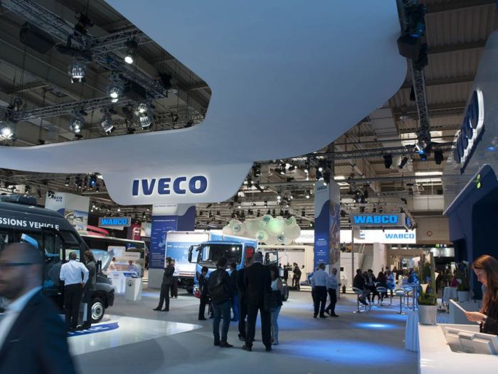 Archisio - Carmadesign srl - Progetto Iveco ehibition iaa commercial vehicles