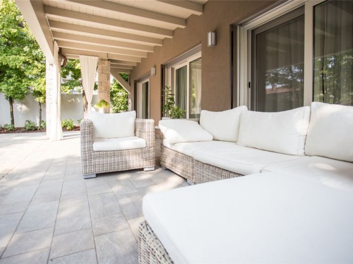 Archisio - Architrevi Studio Maridati - Progetto Ristrutturazione villa bifamiliareDuerre house