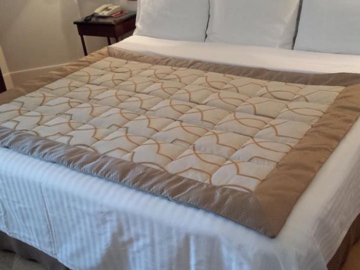 Archisio - Armonie Dinterni Sas - Progetto Letti divani e poltrone