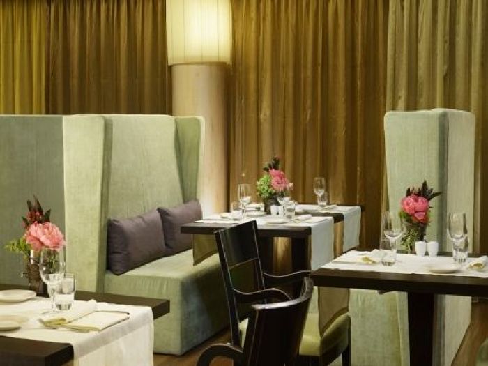 Archisio - Fzi Interiors - Progetto restiling enterprise hotel 2016 milano planetaria hotels