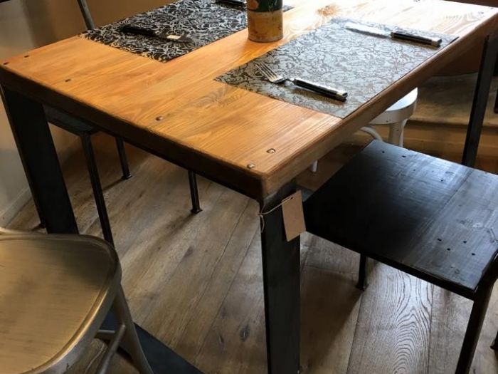 Archisio - Scenography - Progetto Tavoli e tavolini