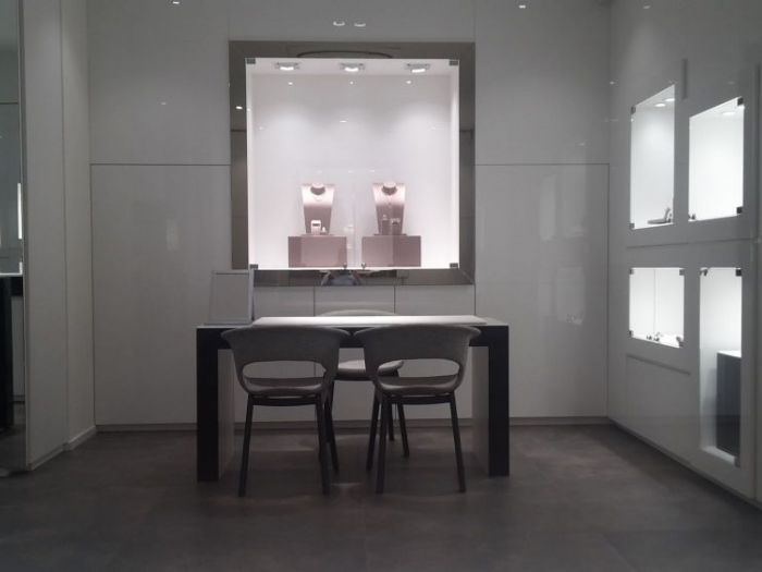 Archisio - Scab Design - Progetto Gioielleria crescimbeni