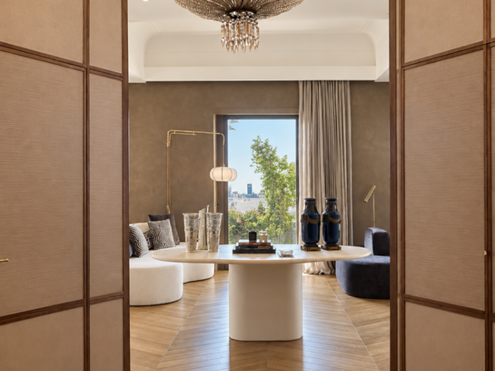 Archisio - Serena Martini - Progetto Ingresso esagonale geometrie e boiserie su misura