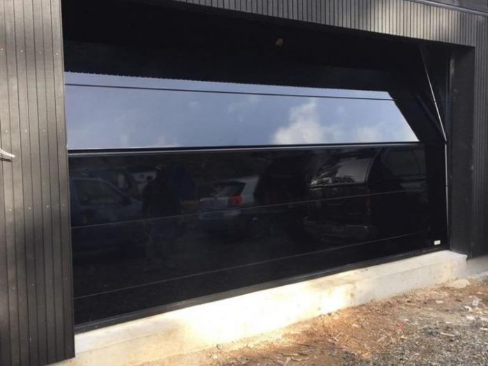 Archisio - Serramenti Puglisi srl - Progetto Porte basculanti e porte sezionali