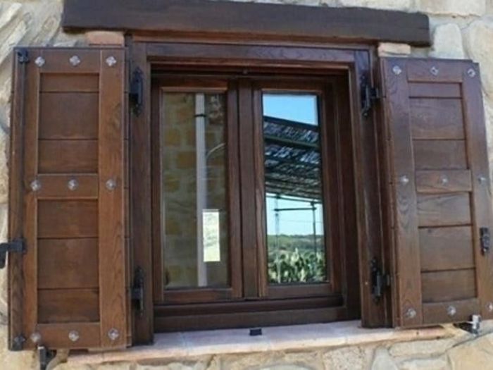 Archisio - Falegnameria Pitorri Fabio - Progetto Infissi in legno