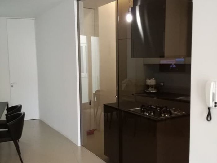 Archisio - Vetreria Flower Glass - Progetto Porte ed ante