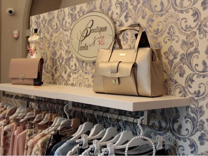 Archisio - Stocco Ristrutturazioni Dinterni - Progetto Abbigliamento