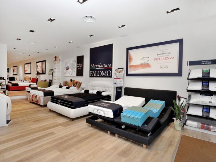 Archisio - Manifattura Falomo - Gregorio Vii - Progetto Manifattura falomo store Gregorio vii