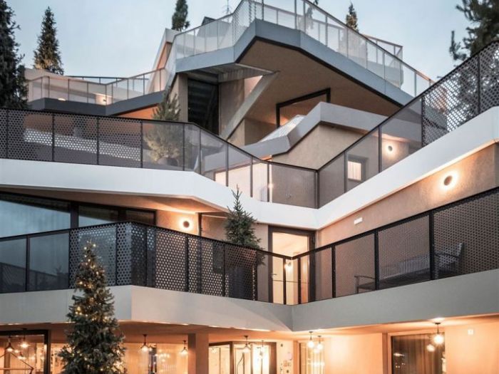 Archisio - Noa Network Of Architecture - Progetto Tofana racchiudendo la natura in se stesso