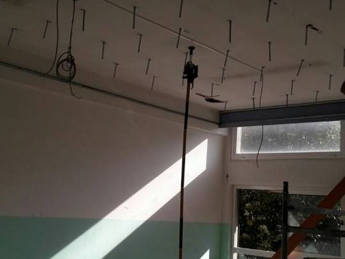 Archisio - Michele Paolin - Progetto Messa in sicurezza aule e un bagno con sistema antisfondellamento in cartongesso