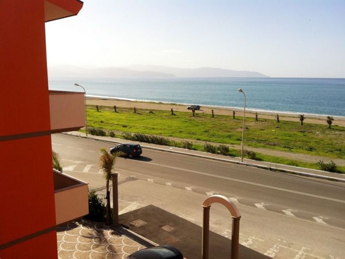 Archisio - Livoti Group - Immobiliare E Costruzioni - Progetto Costruzione ex novo palazzina