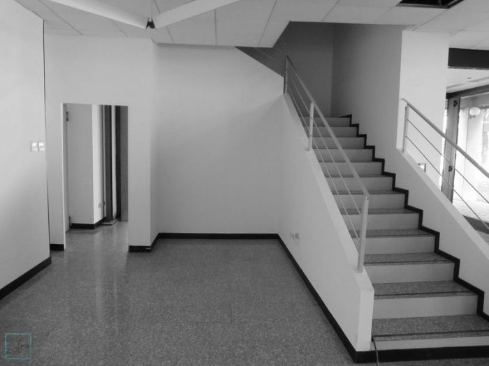 Archisio - Cofra Architettura Design Innovazione - Progetto Ristrutturazione di un locale commerciale