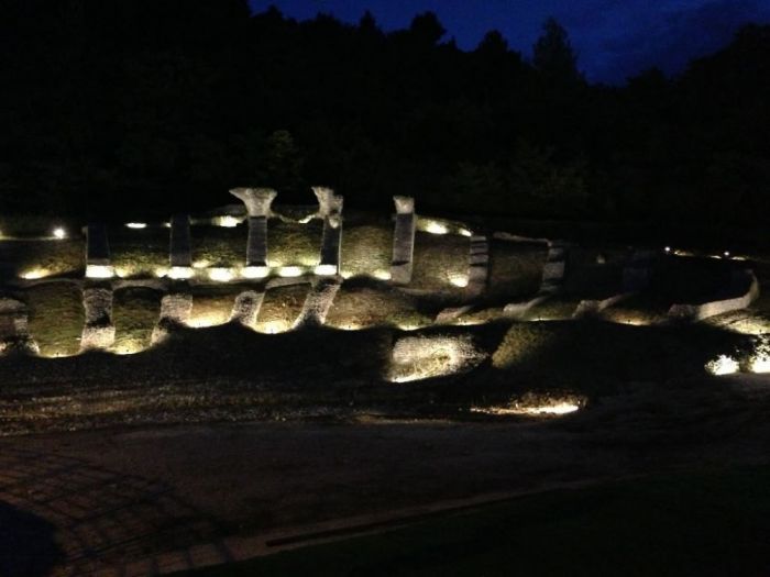 Archisio - Impresa Luzi - Progetto Illuminazione teatro romano