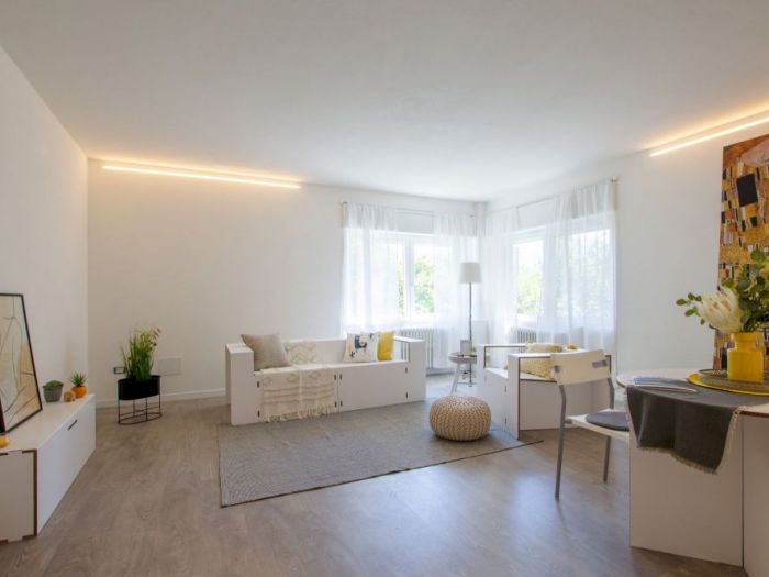 Archisio - Elisa Cattelan - Progetto Appartamento ristrutturato in centro storico Home staging su immobile vuoto