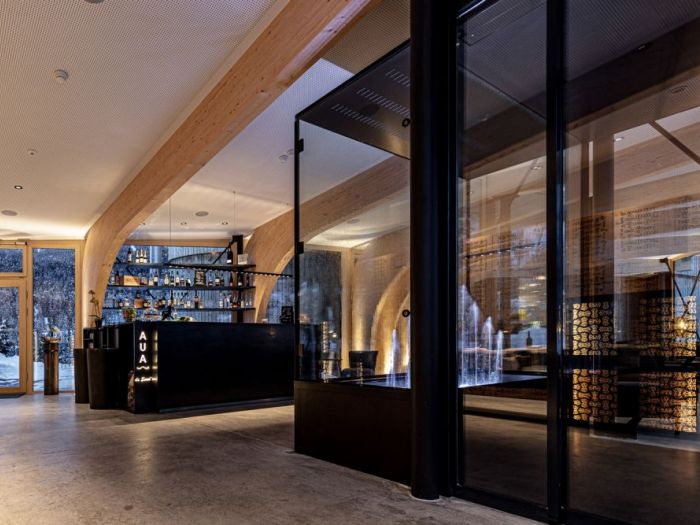 Archisio - Forme Dacqua - Progetto Fontana dinamica da interno hotel arnica scuol