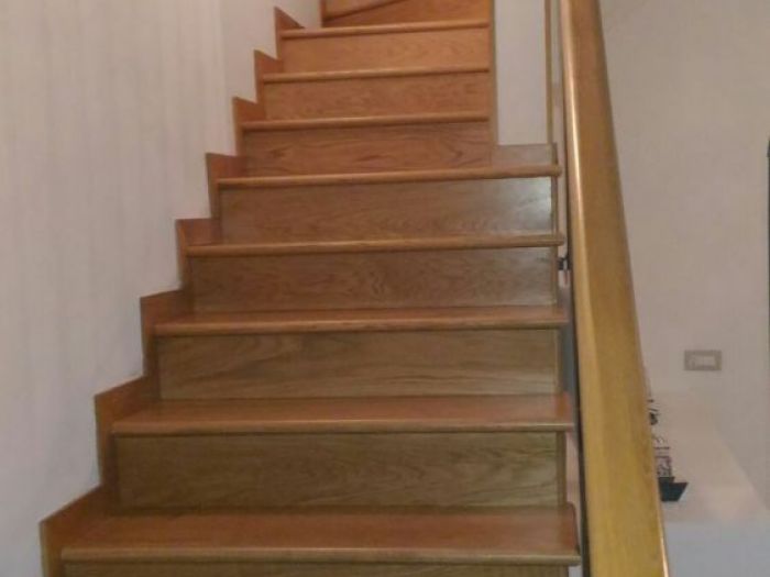 Archisio - Falegnameria Lamante - Progetto Scale e tavolino