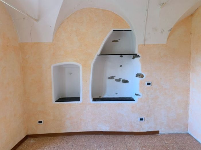 Archisio - Nadine Schmitz - Progetto Tutte le case antiche hanno unanima