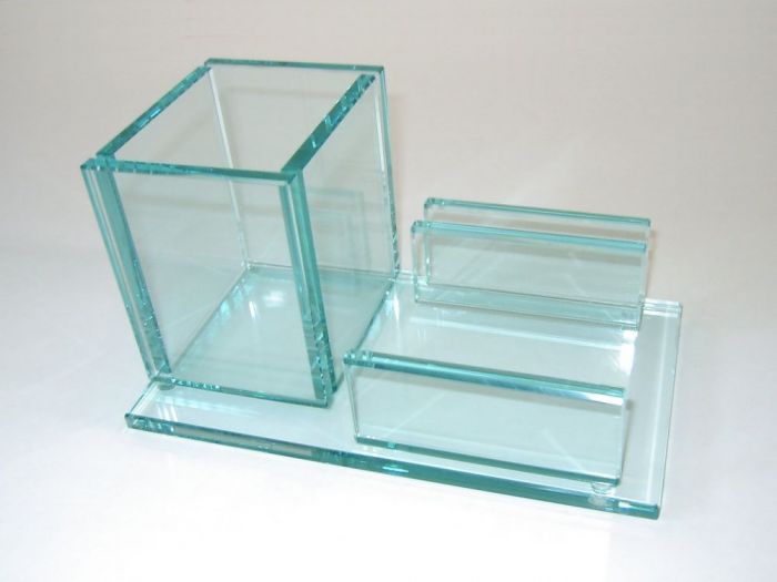 Archisio - Vetreria Dimensione Vetro - Progetto Pellicole per vetro oggettistica in vetro arredi in vetro e lavorazioni del vetro