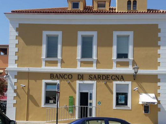 Archisio - Edilizia Giuseppe Corona - Progetto Rifacimento tetti e facciate e opere in cemento armato